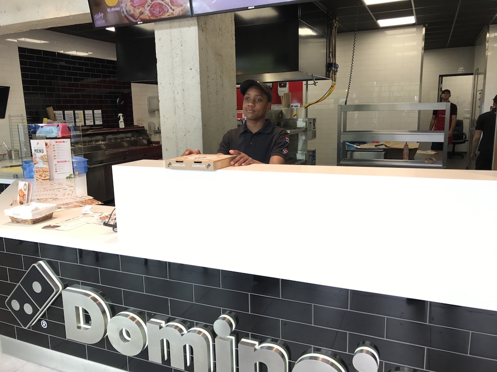 Domino's pizzaIMG_2231 Domino's pizza Winkelcentrum Waterlandplein
